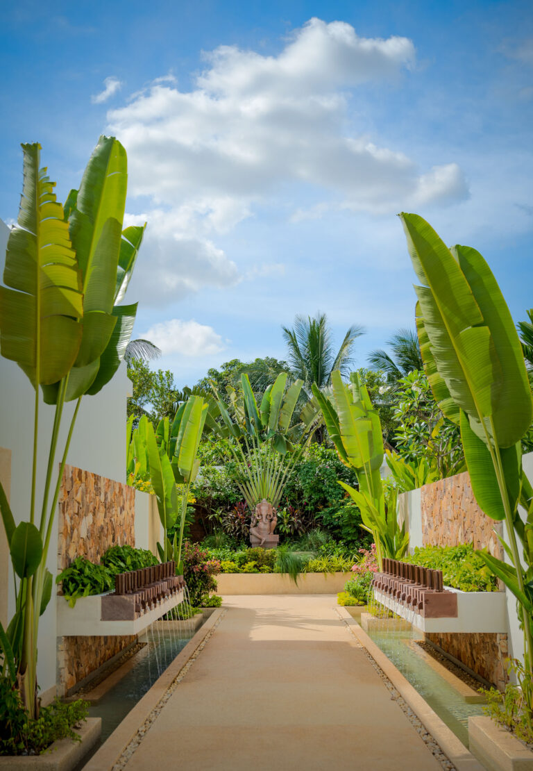 gardens at waka villa photographed by exposure photography in siem reap