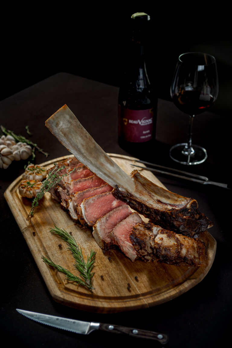 Tomahawk steak restaurant photography